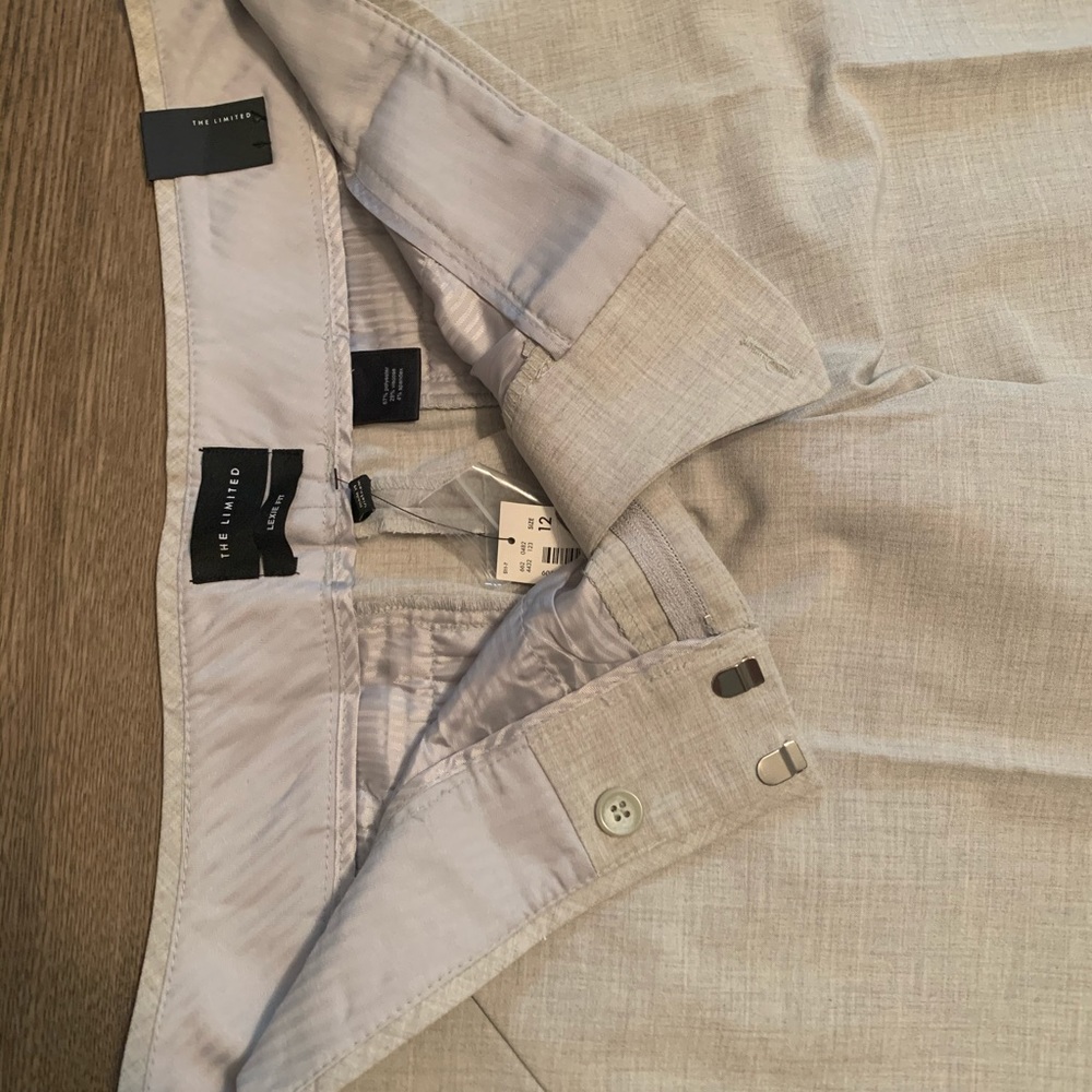 Brand new, never worn Limited dress pants